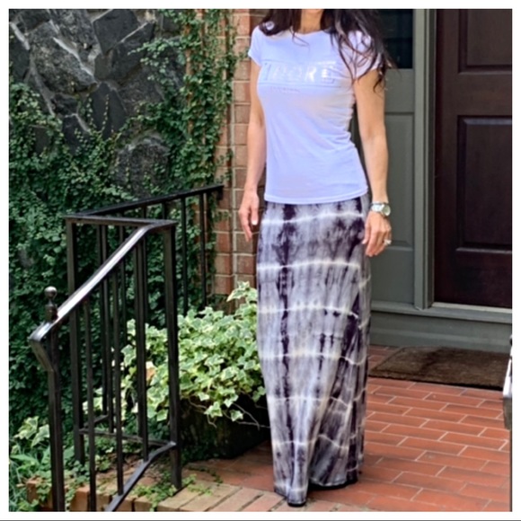 ✨LAST ONE✨Grey tie dye maxi skirt - Picture 4 of 7
